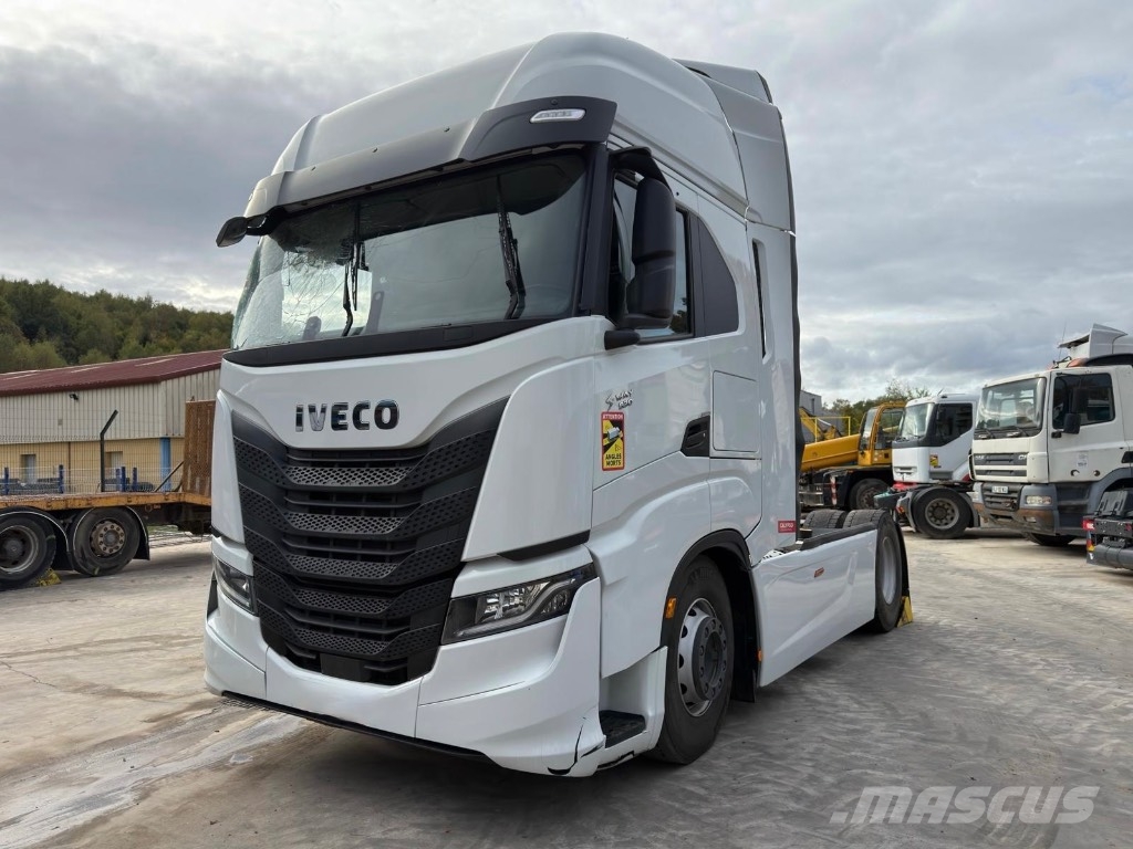 Iveco S-Way 530 *ACCIDENTE*DAMAGED*UNFALL* وحدات الجر