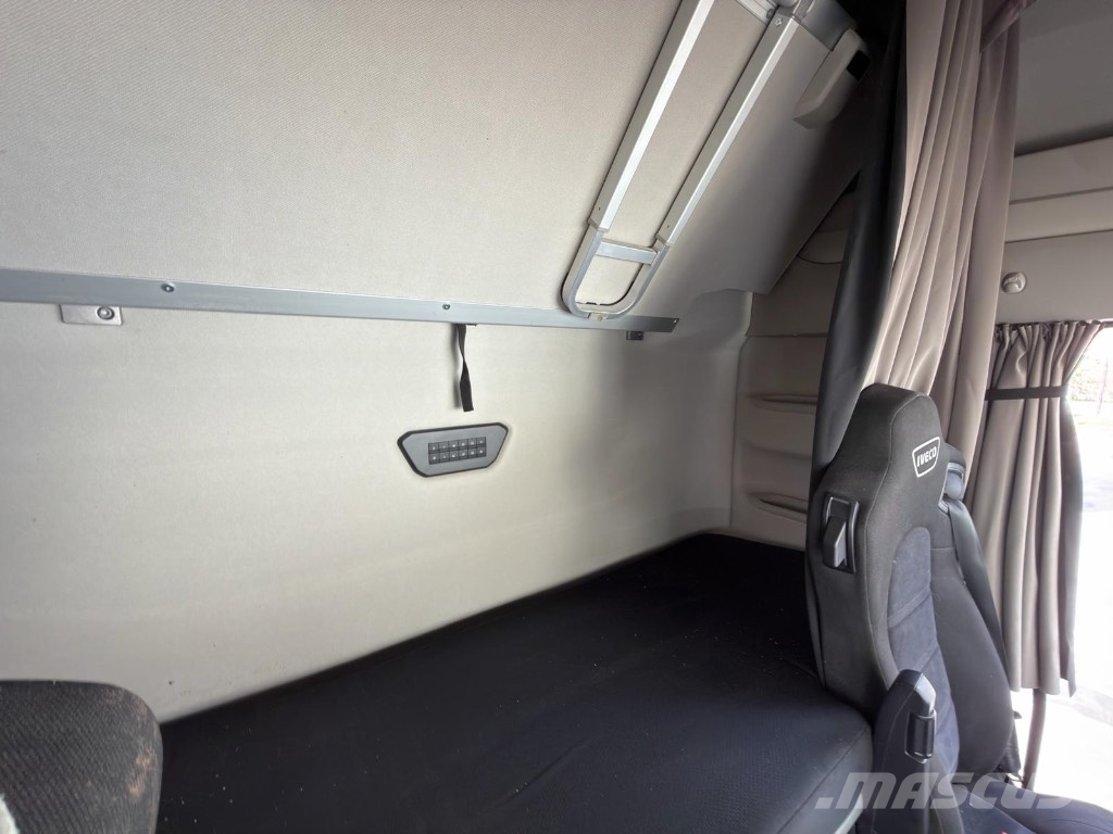 Iveco S-Way 530 *ACCIDENTE*DAMAGED*UNFALL* وحدات الجر
