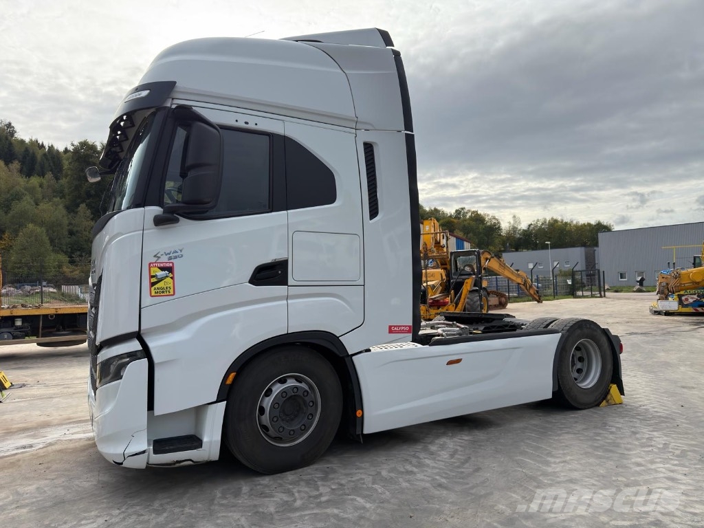 Iveco S-Way 530 *ACCIDENTE*DAMAGED*UNFALL* وحدات الجر