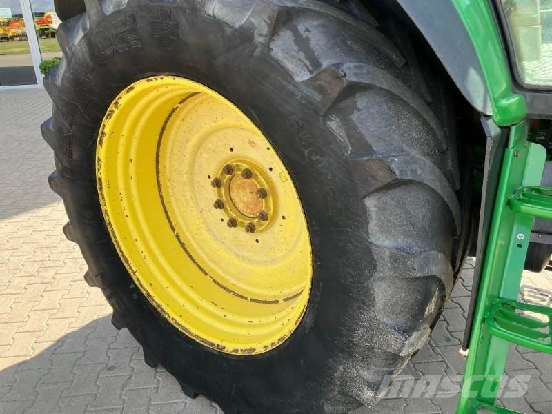 John Deere 7430 Tractors