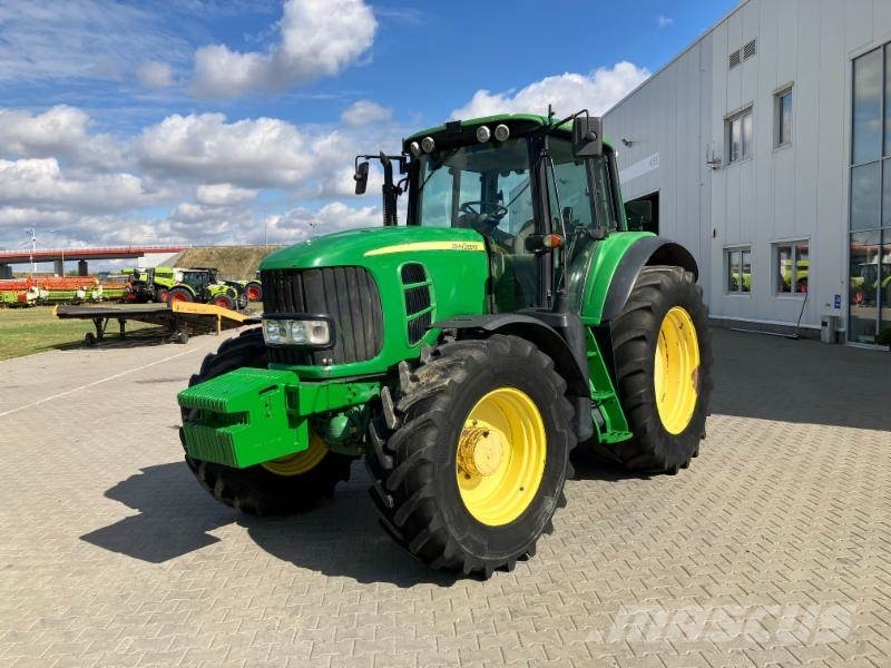 John Deere 7430 Tractors