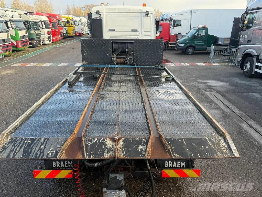 MAN TGA 18.430 4X2 + 3x WINCH + TACK 2 AXLE - YEAR 200 Vehículos de reciclaje