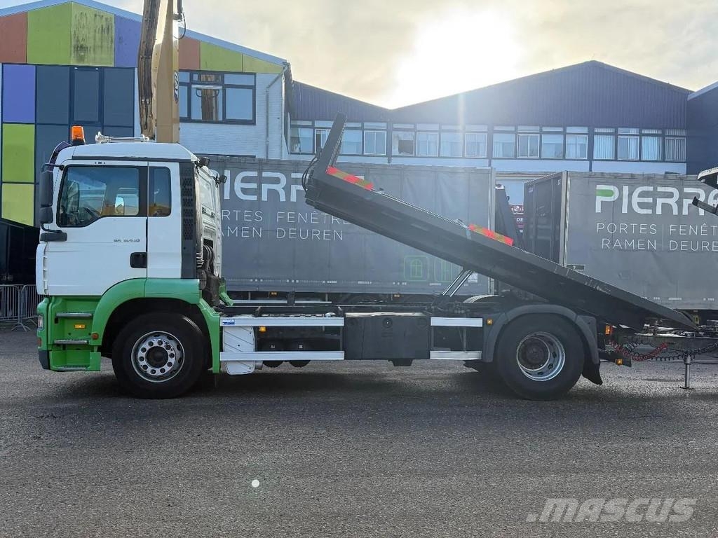 MAN TGA 18.430 4X2 + 3x WINCH + TACK 2 AXLE - YEAR 200 Vehículos de reciclaje