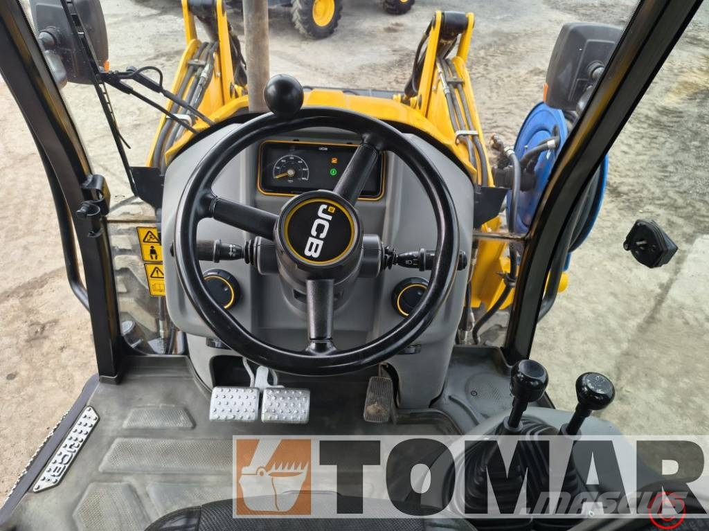 JCB 3 CX Compact TLB's