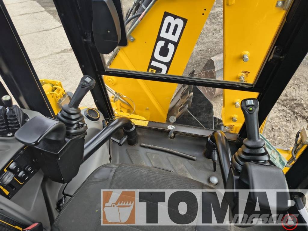JCB 3 CX Compact TLB's