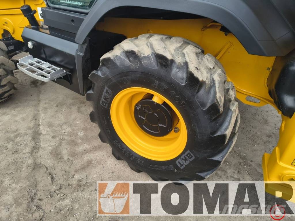 JCB 3 CX Compact TLB's