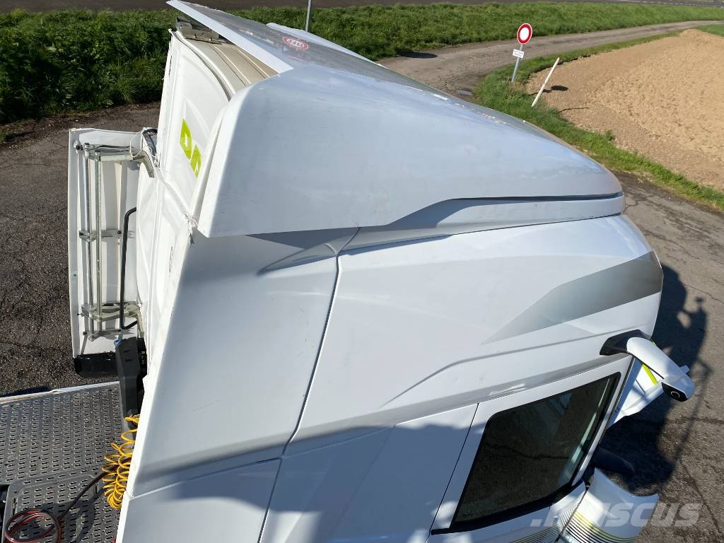DAF XF450/Efficiency Champion 1er Main endommagé 曳引機組件