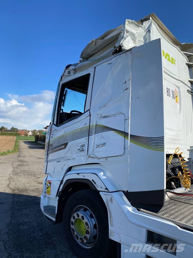 DAF XF450/Efficiency Champion 1er Main endommagé 曳引機組件