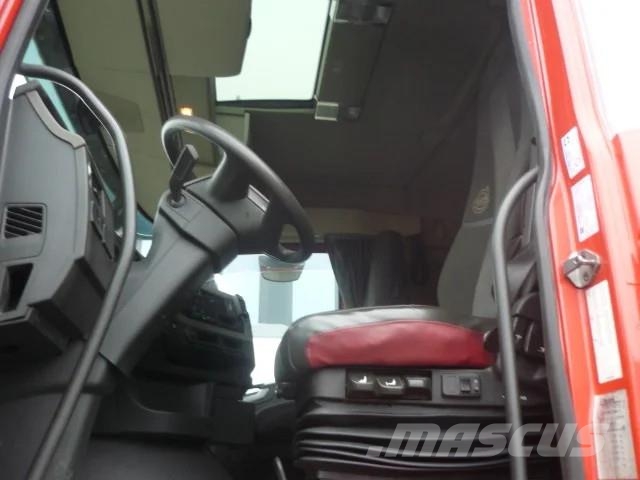 Volvo FH 460 6x4 Fassi F455 -6 Camiones de cama baja
