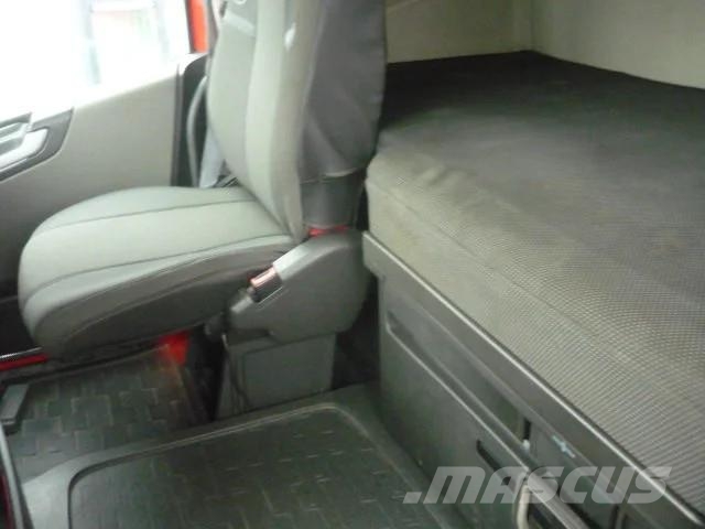 Volvo FH 460 6x4 Fassi F455 -6 Camiones de cama baja