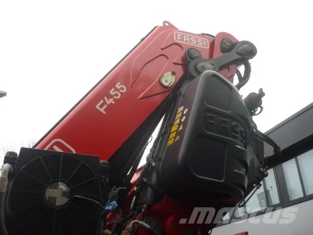 Volvo FH 460 6x4 Fassi F455 -6 Camiones de cama baja