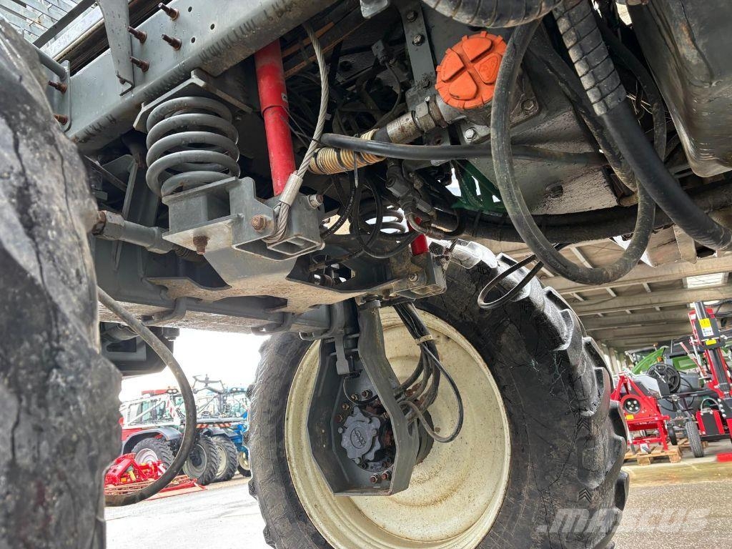 Evrard ALPHA + 4100 Pulvérisateurs automoteurs
