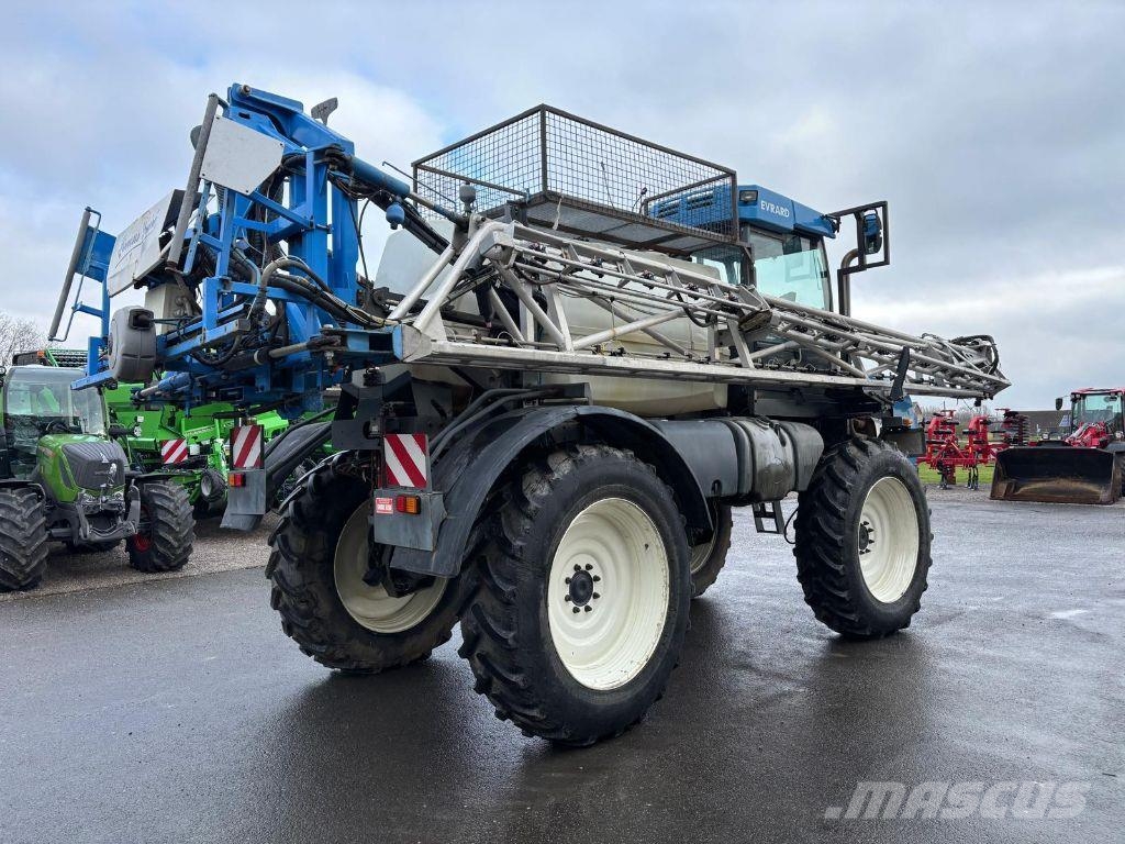 Evrard ALPHA + 4100 Pulvérisateurs automoteurs