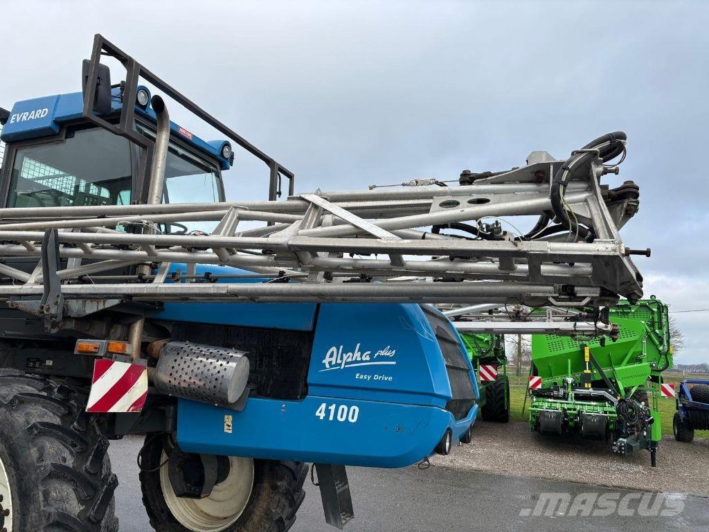 Evrard ALPHA + 4100 Zelfrijdende spuitmachines