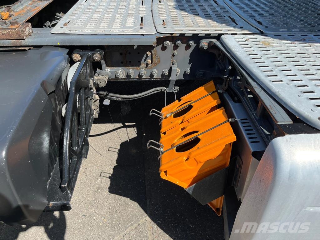 DAF XF 440 4x2 *MEGA *Volumen-SZM Autotractoare
