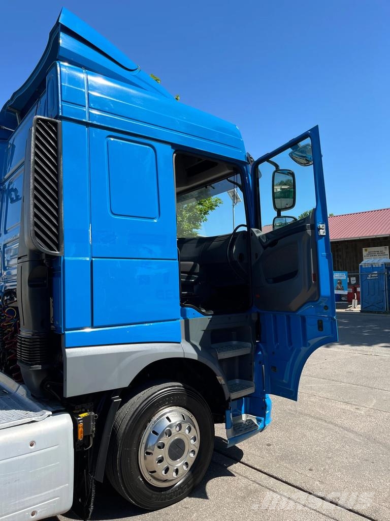 DAF XF 440 4x2 *MEGA *Volumen-SZM Autotractoare
