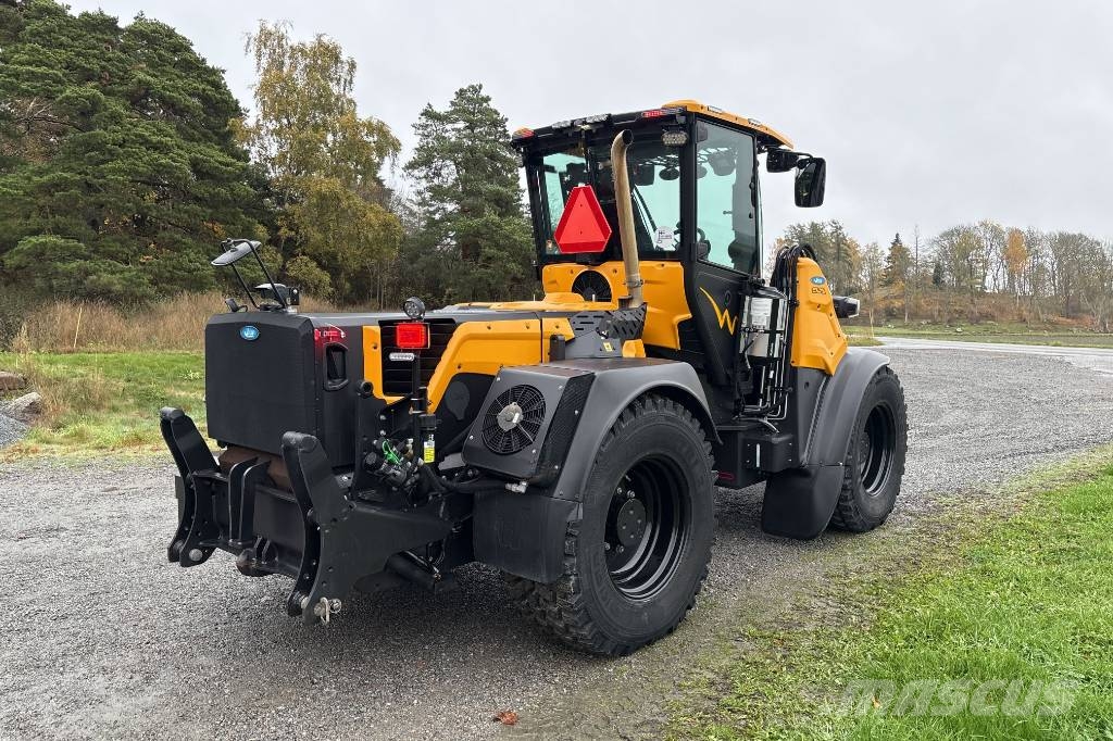 Wille 875 i NYSKICK, Endast 570h Kompaktlaadurid