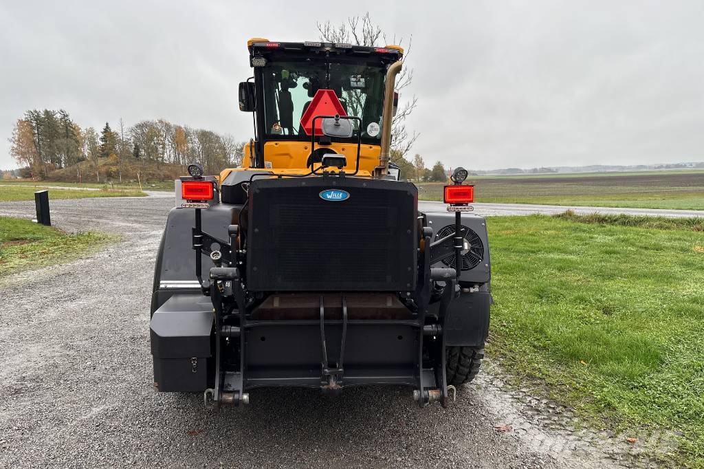 Wille 875 i NYSKICK, Endast 570h Kompaktlaadurid