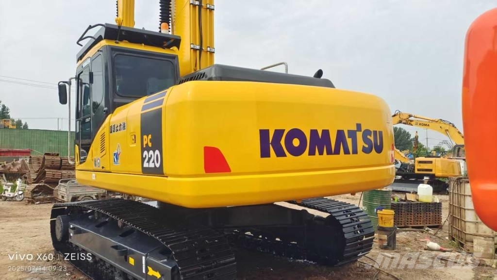 Komatsu 220 Escavadeiras de esteiras
