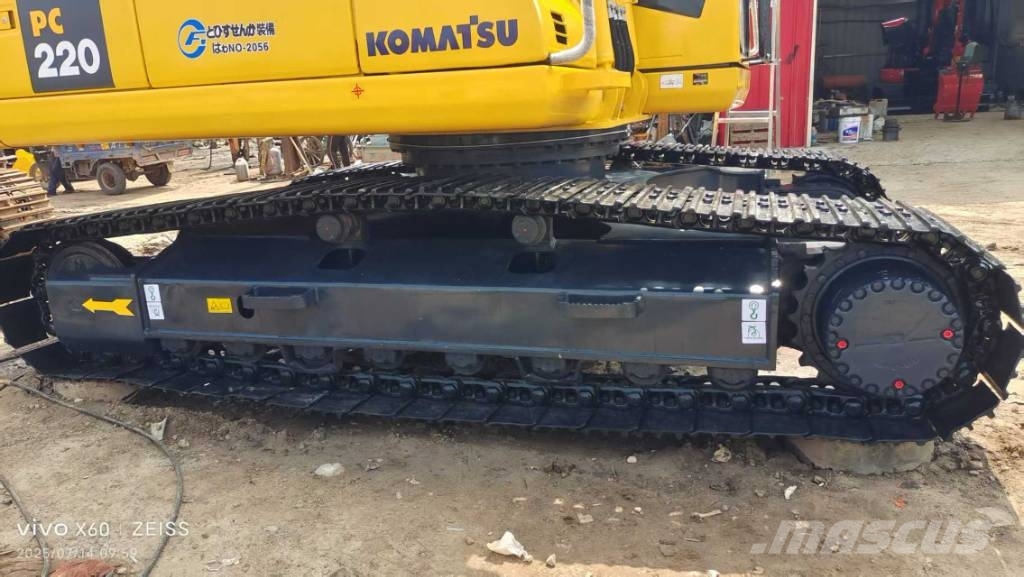 Komatsu 220 Escavadeiras de esteiras