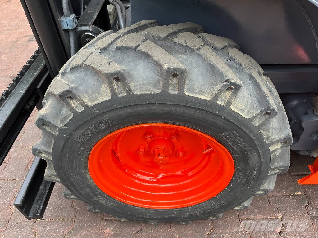 Ausa CH130X4 4WD V-4172 IO Vanterenski viljuškar