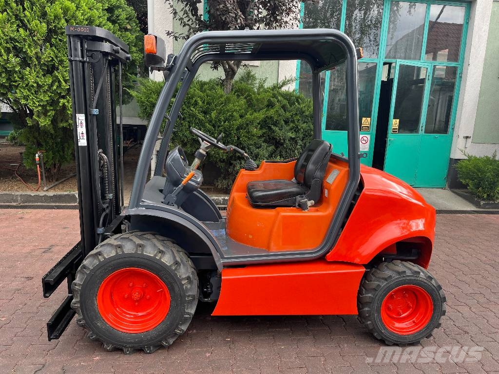 Ausa CH130X4 4WD V-4172 IO Vanterenski viljuškar