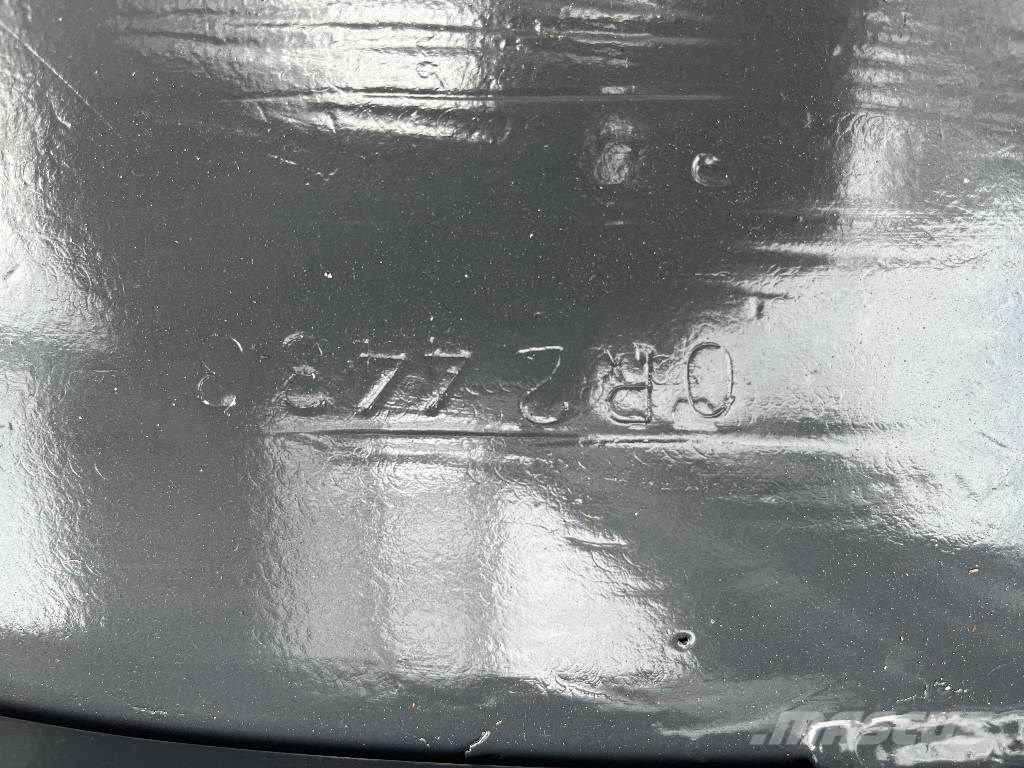 Ausa CH130X4 4WD V-4172 IO Vanterenski viljuškar