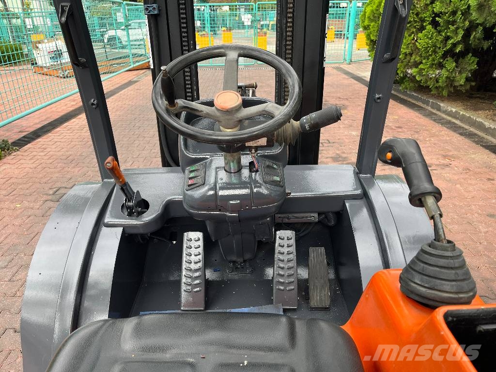 Ausa CH130X4 4WD V-4172 IO Vanterenski viljuškar