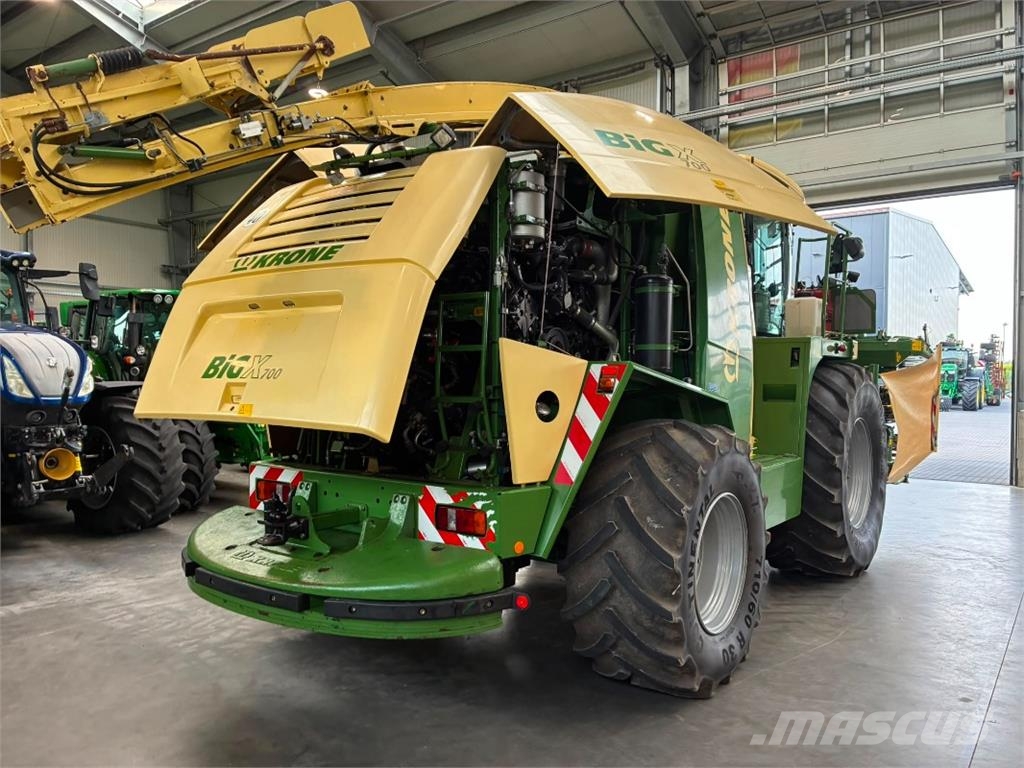 Krone Big X 700 inkl. Krone X Collect 900-3 青饲料收获机