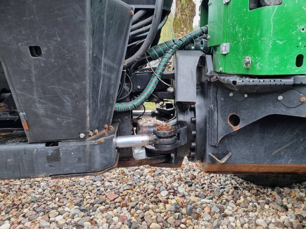 John Deere 1910 G Skotare