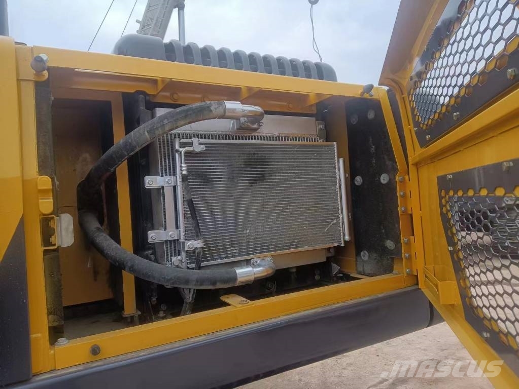 Volvo EC 240 DL Гусеничные экскаваторы
