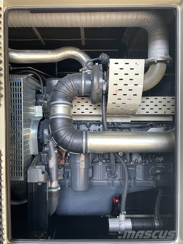 Iveco CR13TE6 - 550 kVA Generator - DPX-19797 Generadores diésel
