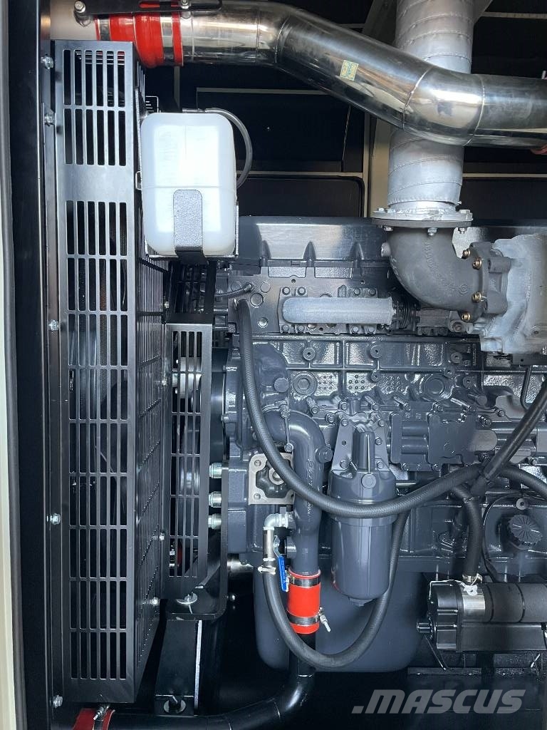 Iveco CR13TE6 - 550 kVA Generator - DPX-19797 Dieselgeneratorer