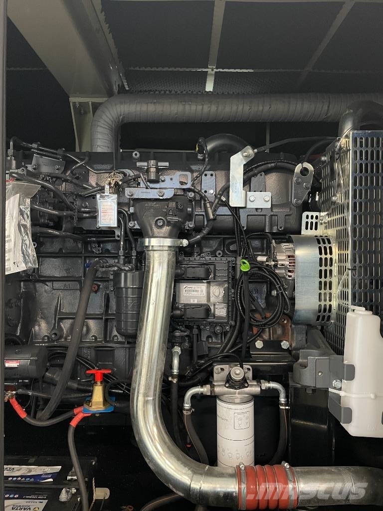 Iveco CR13TE6 - 550 kVA Generator - DPX-19797 Generadores diésel