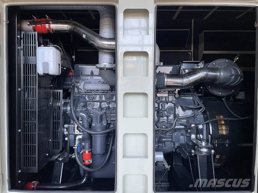 Iveco CR13TE6 - 550 kVA Generator - DPX-19797 Dieselgeneratorer