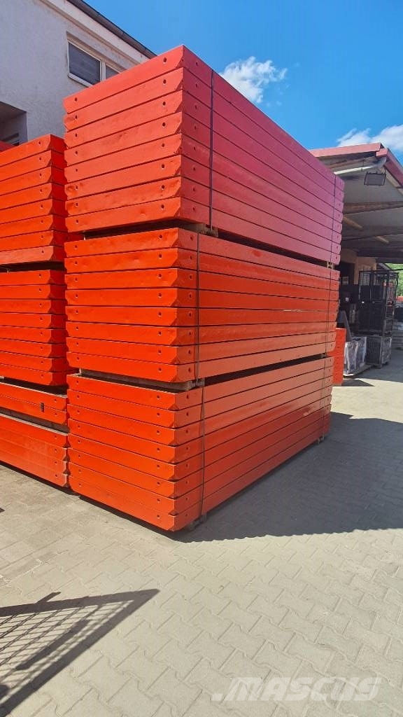 Peri TRIO Wandschalung saniert mit neuer Schalhaut Formwork