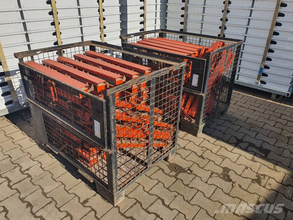Peri TRIO Wandschalung saniert mit neuer Schalhaut Formwork