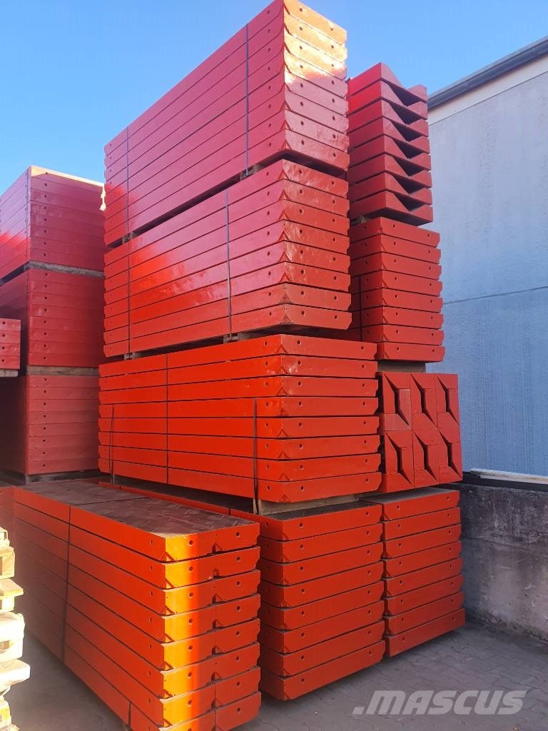 Peri TRIO Wandschalung saniert mit neuer Schalhaut Formwork