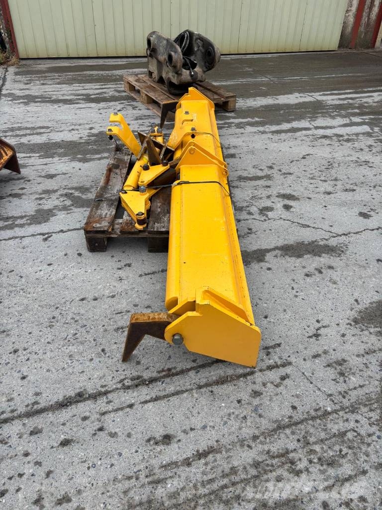 Volvo Tailgate Other components