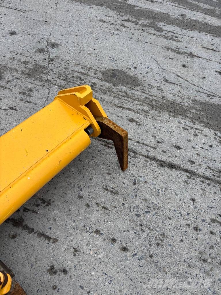 Volvo Tailgate Other components