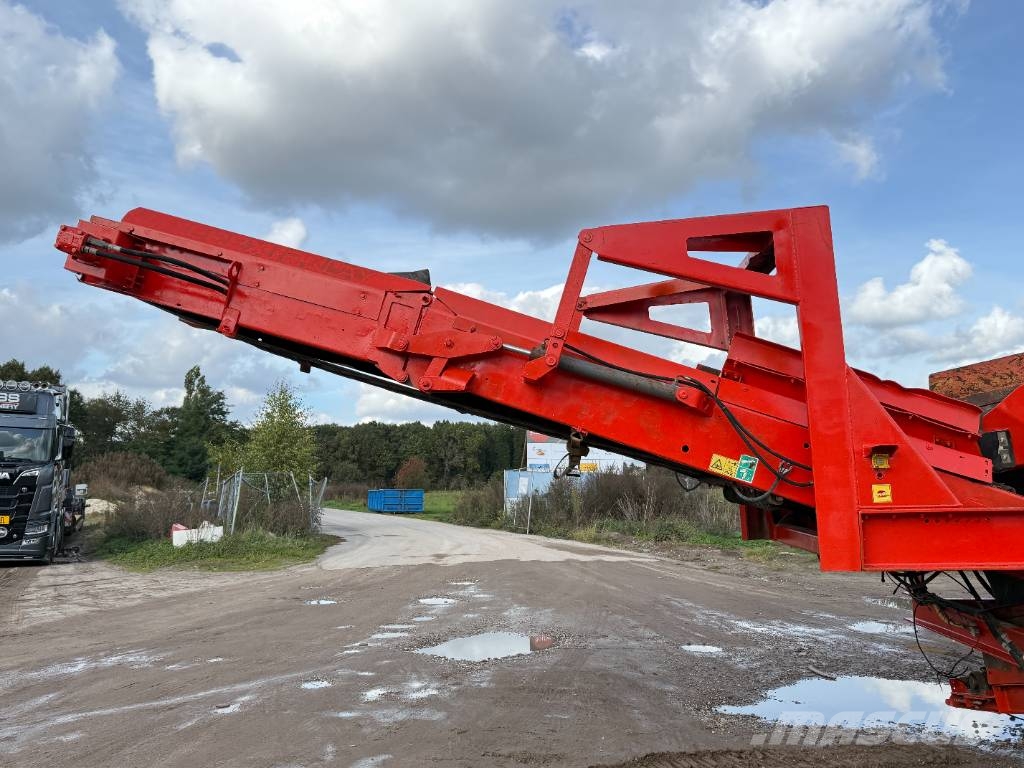 Terex Finlay 883T - 2 Side Conveyor / Auto Greasing Mobilna sita