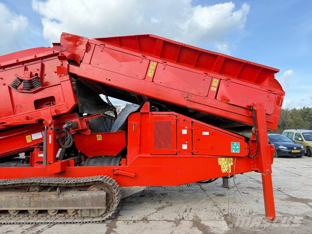 Terex Finlay 883T - 2 Side Conveyor / Auto Greasing Mobilna sita