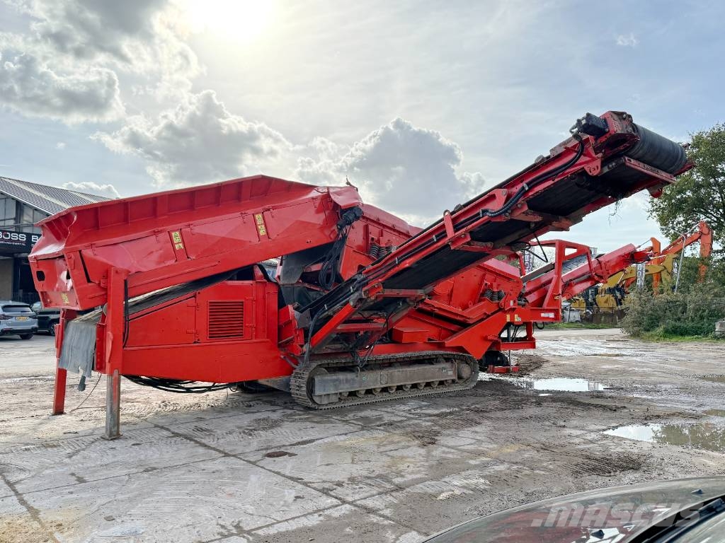 Terex Finlay 883T - 2 Side Conveyor / Auto Greasing Mobilna sita
