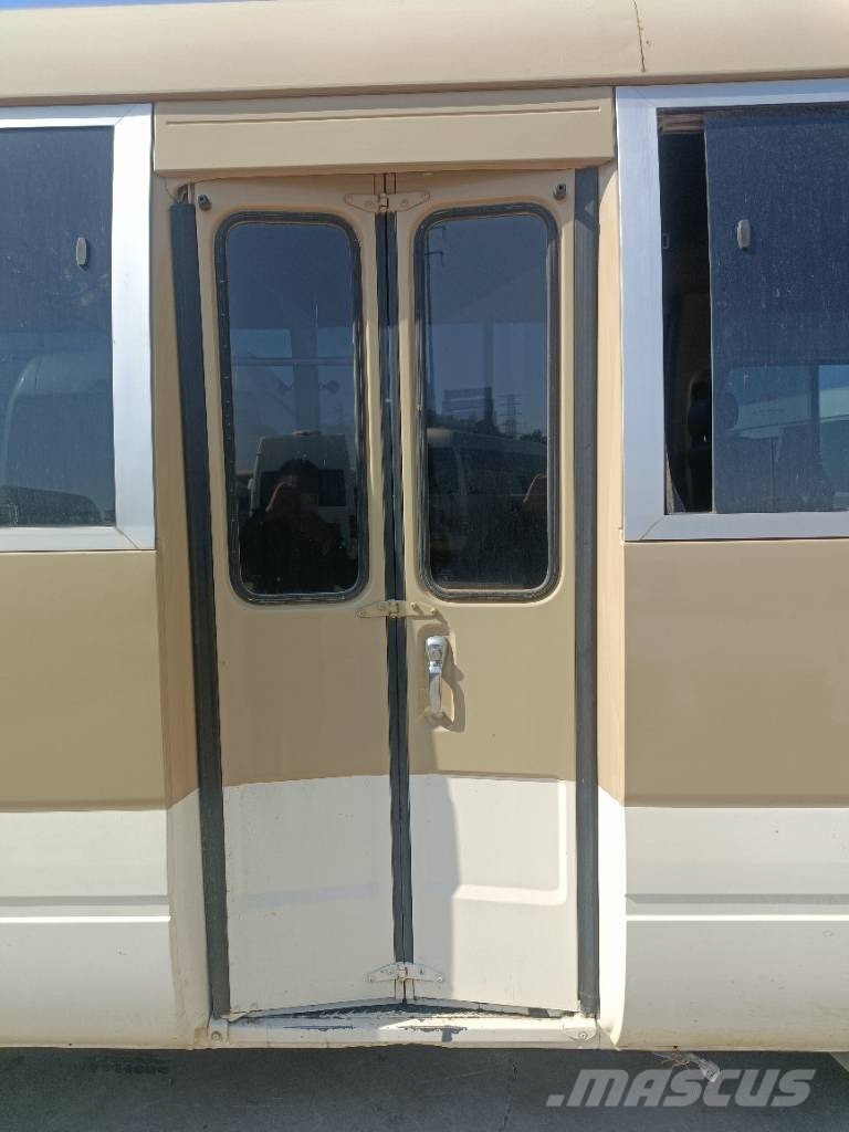 Toyota Coaster Bus Mikroautobusai