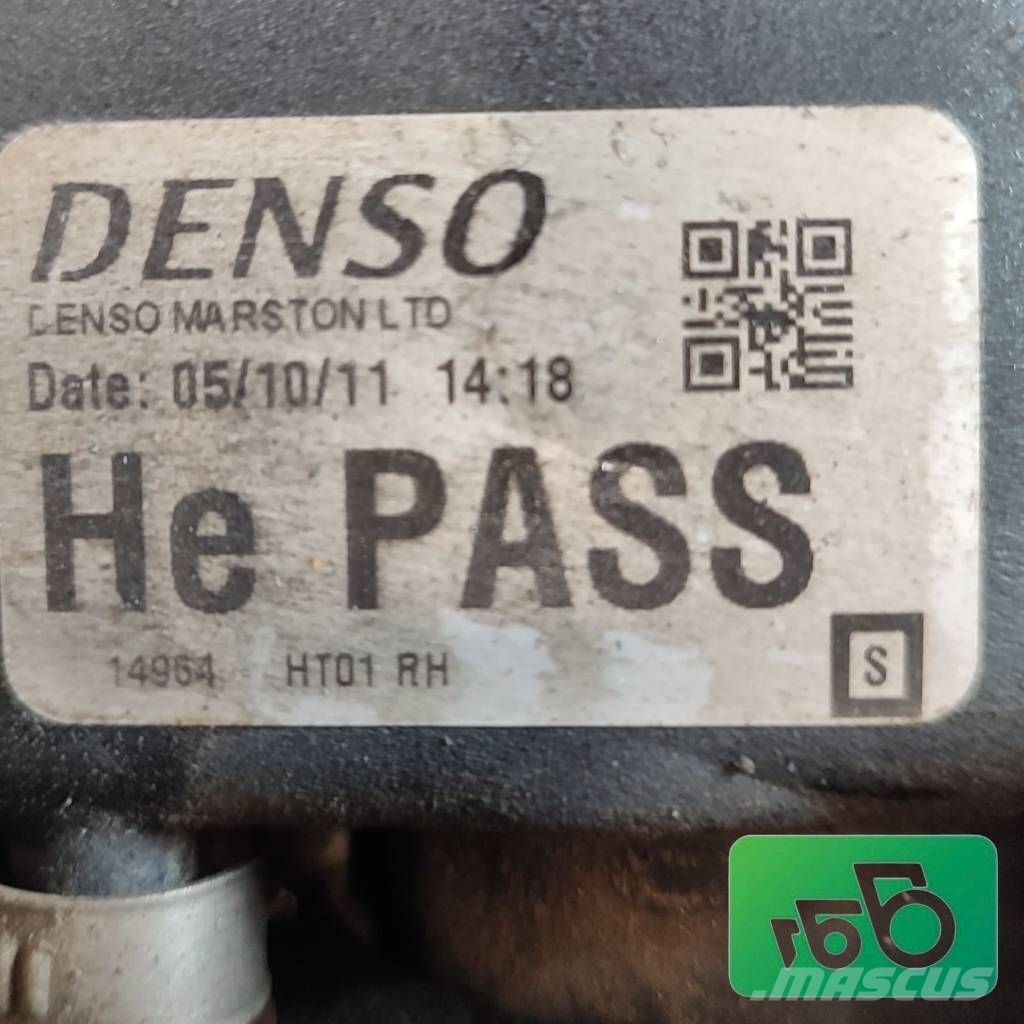 Massey Ferguson 8280 Denso Marston 5015105M2 water cooler ラジエター