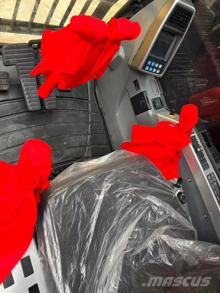 Doosan DX 225 Bagri goseničarji