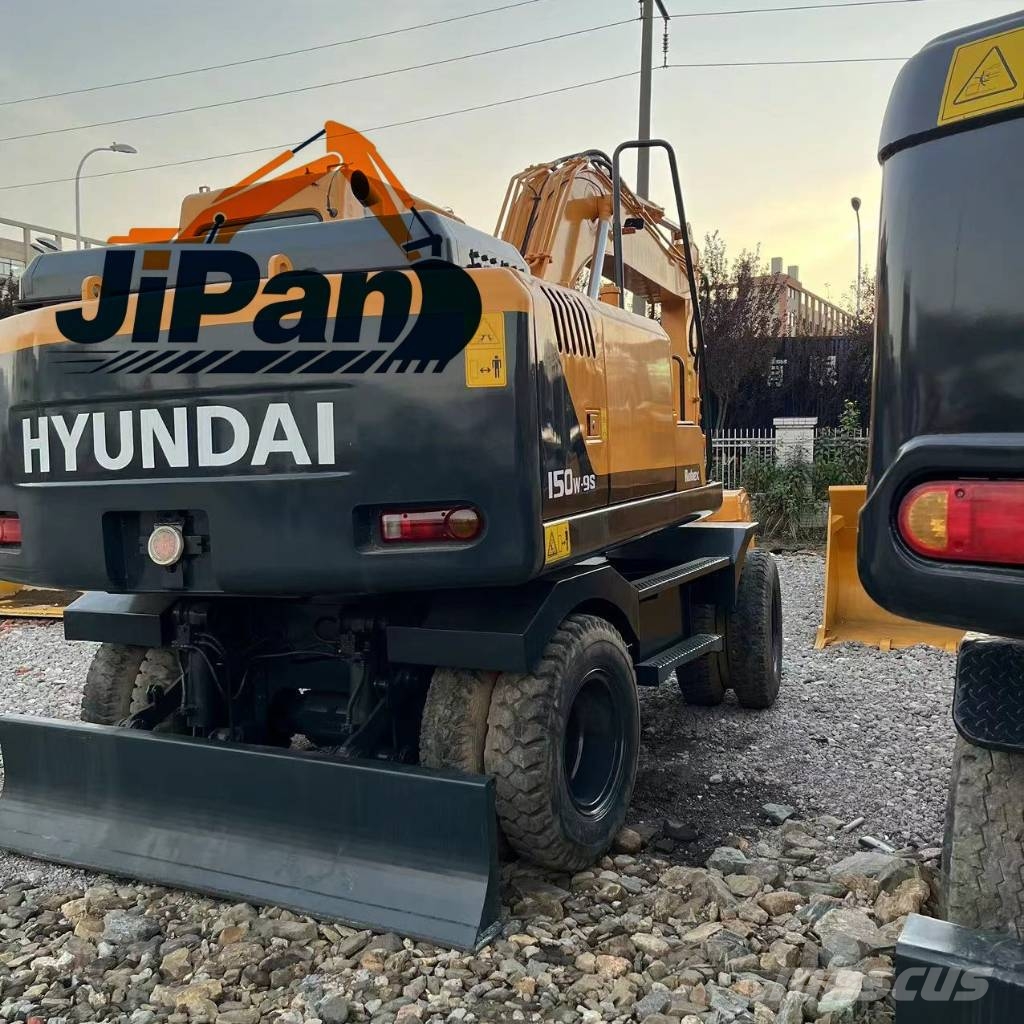 Hyundai 150W-9S Bagri na kolesih