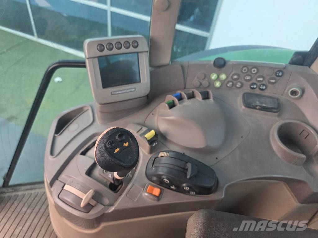 John Deere 7530 Premium Tractors