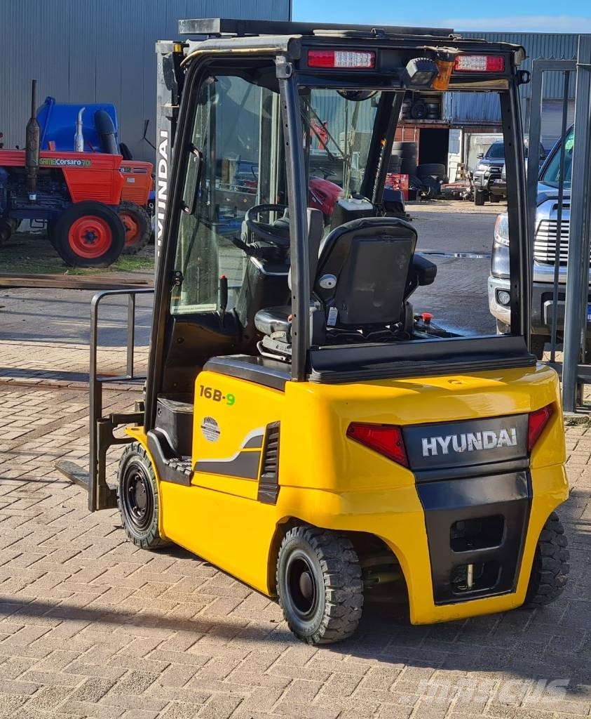 Hyundai 16 B-9 Electric forklifts