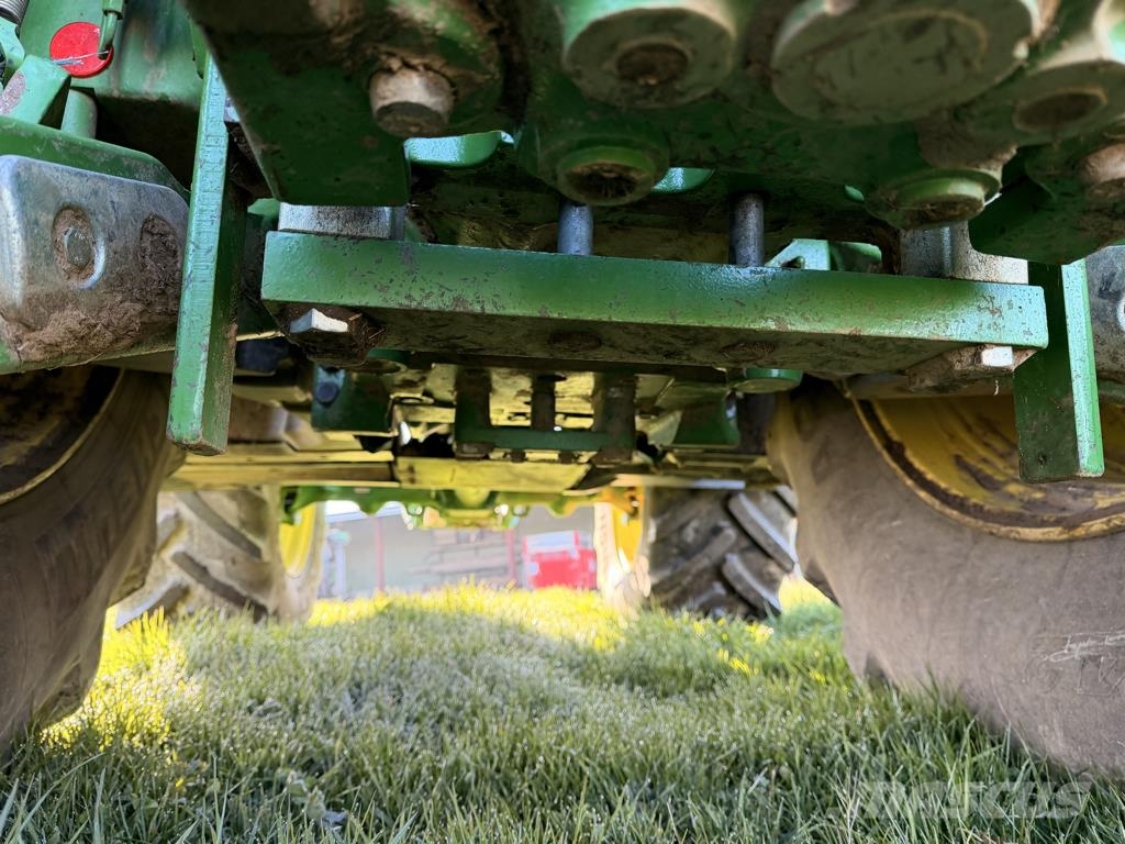 John Deere 6R250 Traktorer